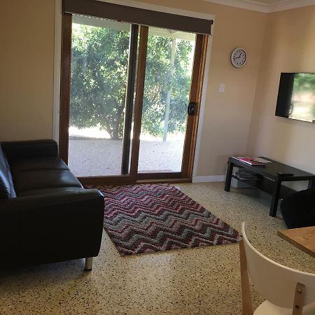 Swan Valley Sisters Henley Brook Екстер'єр фото